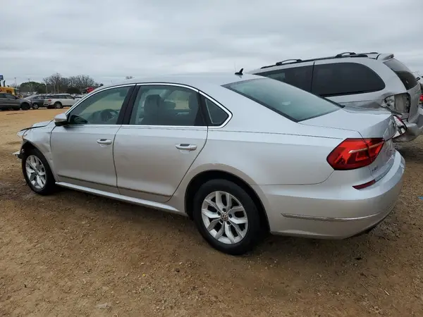 1VWAT7A33GC011240 2016 VOLKSWAGEN PASSAT - Image 2
