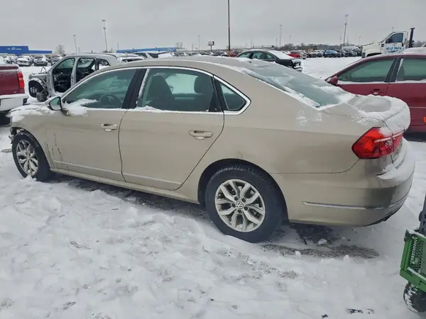 1VWAT7A33GC020438 2016 VOLKSWAGEN PASSAT - Image 2