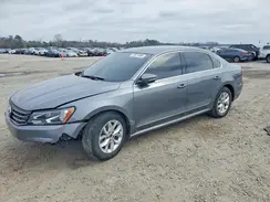 1VWAT7A33GC025624 2016 VOLKSWAGEN PASSAT