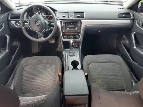 1VWAT7A33GC025624 2016 VOLKSWAGEN PASSAT - Image 8