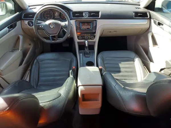 1VWAT7A33GC032055 2016 VOLKSWAGEN PASSAT - Image 8