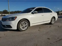 1VWAT7A33GC037370 2016 VOLKSWAGEN PASSAT