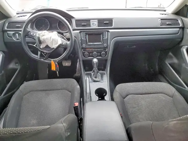 1VWAT7A33GC047400 2016 VOLKSWAGEN PASSAT - Image 8