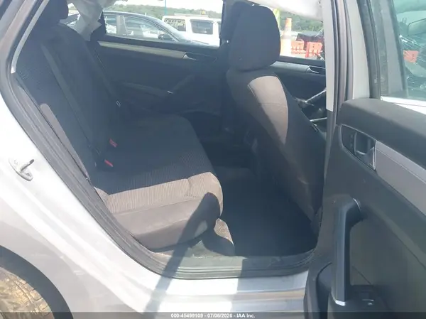 1VWAT7A33GC055934 2016 VOLKSWAGEN PASSAT - Image 8
