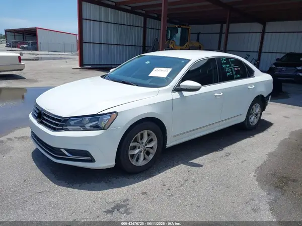 1VWAT7A33GC056162 2016 VOLKSWAGEN PASSAT - Image 2