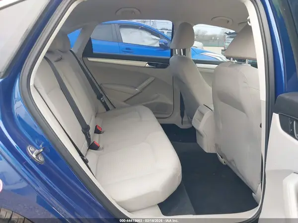 1VWAT7A33GC057490 2016 VOLKSWAGEN PASSAT - Image 8