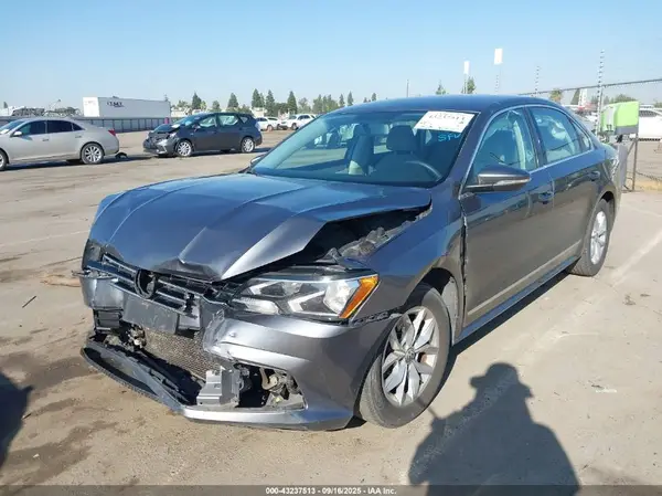1VWAT7A33GC060597 2016 VOLKSWAGEN PASSAT - Image 2