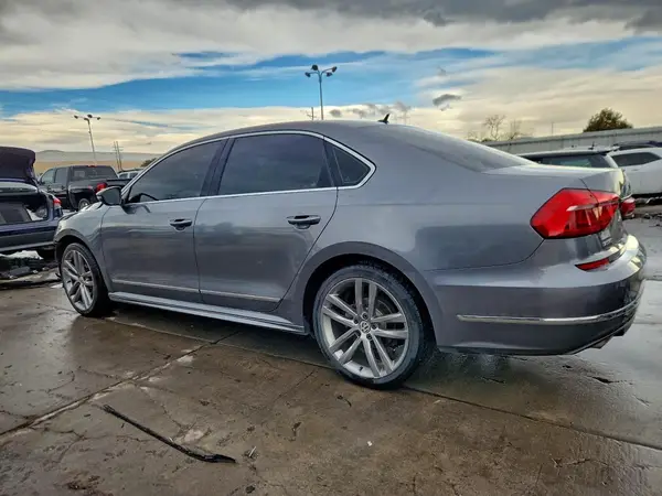 1VWAT7A33GC063340 2016 VOLKSWAGEN PASSAT - Image 2