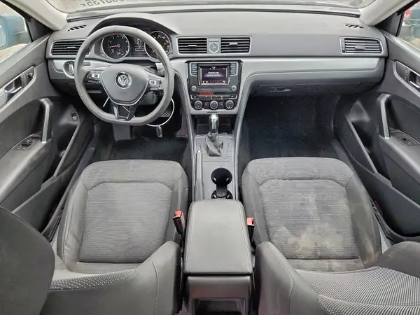 1VWAT7A33HC009019 2017 VOLKSWAGEN PASSAT - Image 8