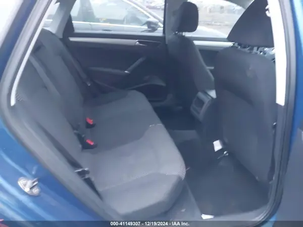 1VWAT7A33HC014284 2017 VOLKSWAGEN PASSAT - Image 8