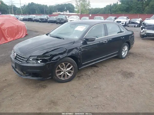 1VWAT7A33HC015970 2017 VOLKSWAGEN PASSAT - Image 2