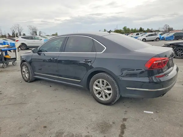 1VWAT7A33HC022708 2017 VOLKSWAGEN PASSAT - Image 2