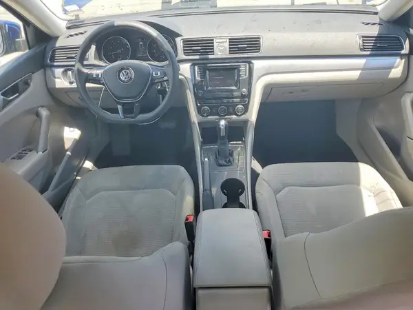 1VWAT7A33HC034311 2017 VOLKSWAGEN PASSAT - Image 8