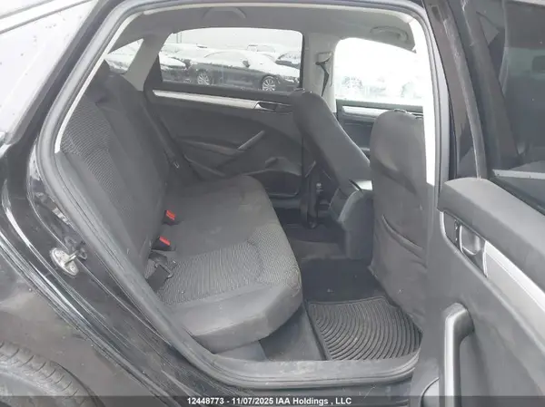 1VWAT7A33HC065719 2017 VOLKSWAGEN PASSAT - Image 8