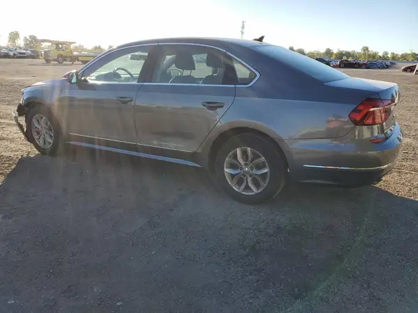 1VWAT7A33HC069236 2017 VOLKSWAGEN PASSAT - Image 2