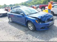 1VWAT7A33HC076042 2017 VOLKSWAGEN PASSAT
