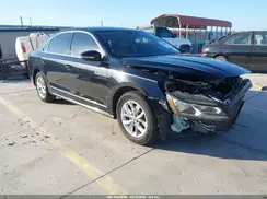 1VWAT7A33HC083461 2017 VOLKSWAGEN PASSAT