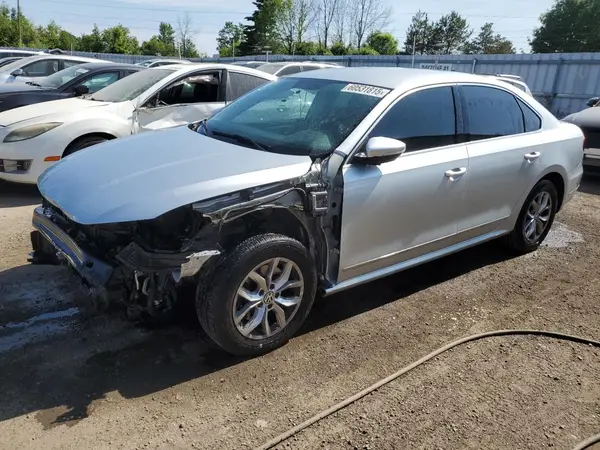1VWAT7A33HC083881 2017 VOLKSWAGEN PASSAT - Image 1