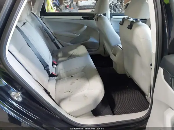 1VWAT7A34GC009397 2016 VOLKSWAGEN PASSAT - Image 8