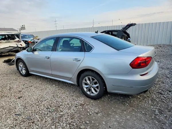 1VWAT7A34GC012753 2016 VOLKSWAGEN PASSAT - Image 2