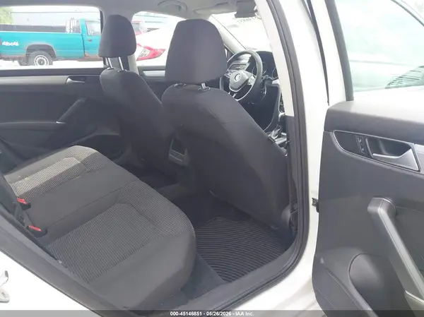 1VWAT7A34GC015586 2016 VOLKSWAGEN PASSAT - Image 8