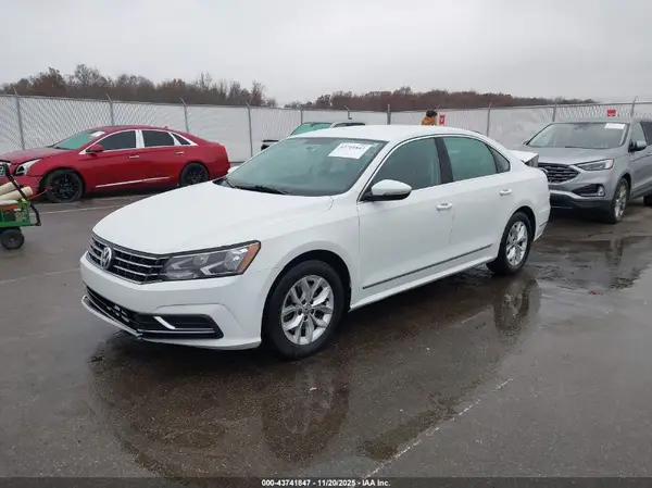 1VWAT7A34GC016205 2016 VOLKSWAGEN PASSAT - Image 2
