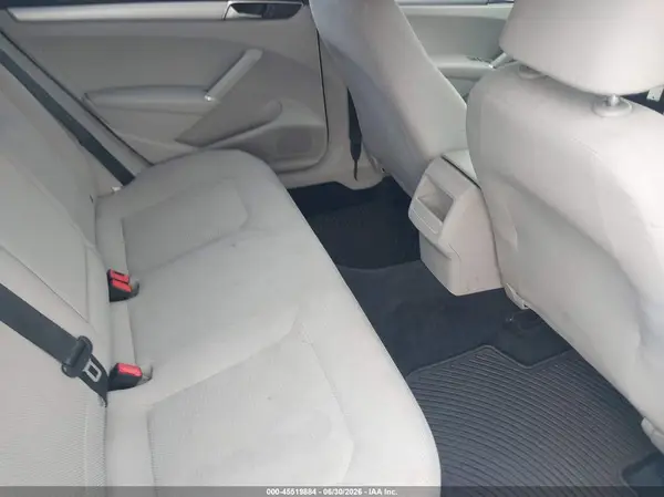 1VWAT7A34GC020545 2016 VOLKSWAGEN PASSAT - Image 8