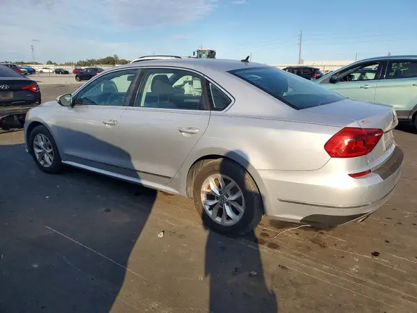 1VWAT7A34GC024949 2016 VOLKSWAGEN PASSAT - Image 2