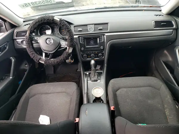 1VWAT7A34GC044893 2016 VOLKSWAGEN PASSAT - Image 8