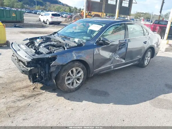 1VWAT7A34GC047597 2016 VOLKSWAGEN PASSAT - Image 2