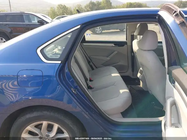 1VWAT7A34GC051245 2016 VOLKSWAGEN PASSAT - Image 8