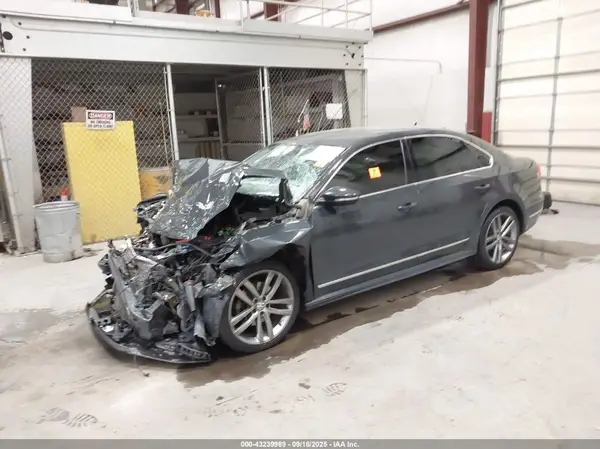 1VWAT7A34GC053187 2016 VOLKSWAGEN PASSAT - Image 2