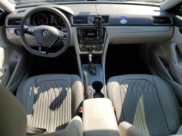 1VWAT7A34GC058423 2016 VOLKSWAGEN PASSAT - Image 8