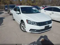 1VWAT7A34GC066828 2016 VOLKSWAGEN PASSAT