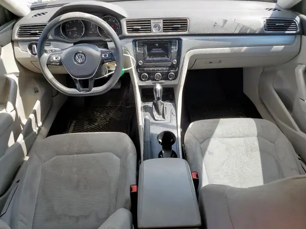 1VWAT7A34HC004220 2017 VOLKSWAGEN PASSAT - Image 8
