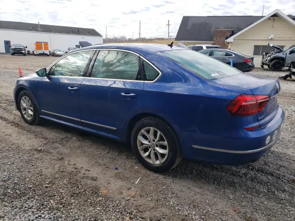 1VWAT7A34HC010034 2017 VOLKSWAGEN PASSAT - Image 2