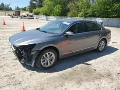 1VWAT7A34HC013712 2017 VOLKSWAGEN PASSAT