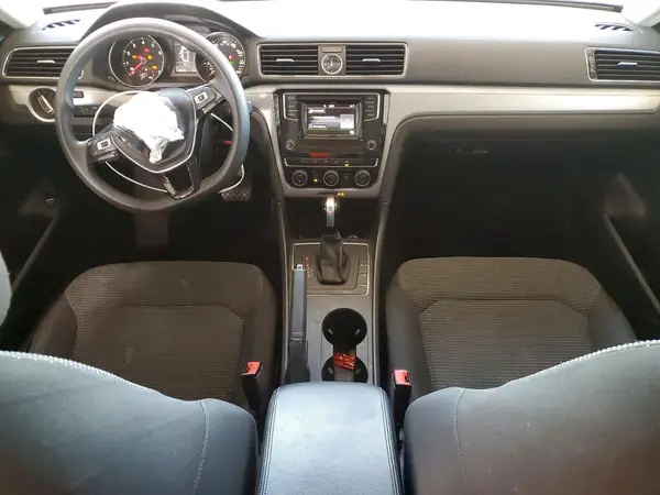 1VWAT7A34HC014326 2017 VOLKSWAGEN PASSAT - Image 8
