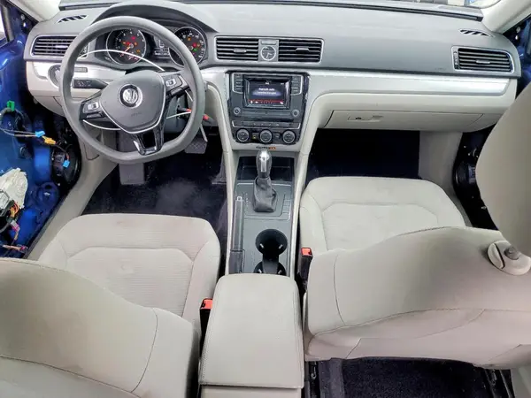 1VWAT7A34HC016240 2017 VOLKSWAGEN PASSAT - Image 8