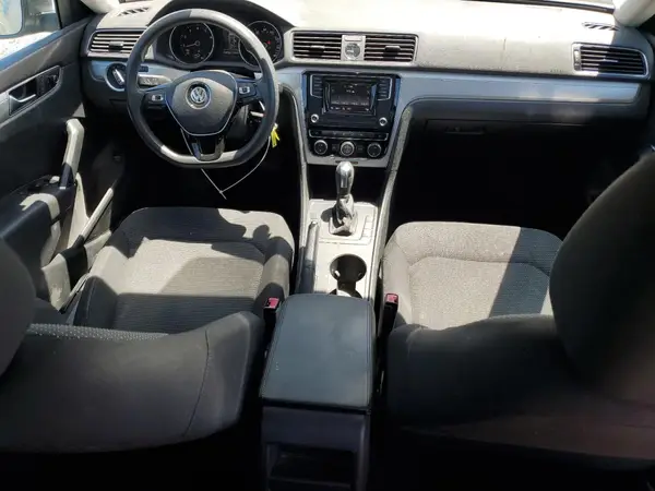 1VWAT7A34HC016349 2017 VOLKSWAGEN PASSAT - Image 8