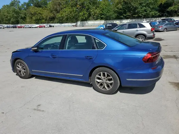 1VWAT7A34HC022006 2017 VOLKSWAGEN PASSAT - Image 2
