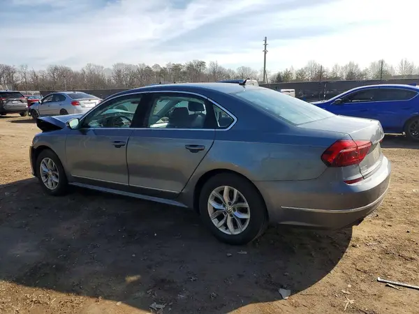 1VWAT7A34HC030011 2017 VOLKSWAGEN PASSAT - Image 2