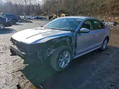 1VWAT7A34HC054163 2017 VOLKSWAGEN PASSAT
