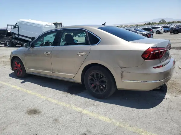 1VWAT7A34HC057550 2017 VOLKSWAGEN PASSAT - Image 2