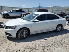 1VWAT7A34HC070718 2017 VOLKSWAGEN PASSAT