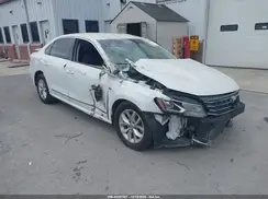 1VWAT7A34HC076972 2017 VOLKSWAGEN PASSAT
