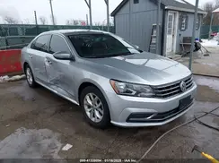 1VWAT7A34HC078334 2017 VOLKSWAGEN PASSAT