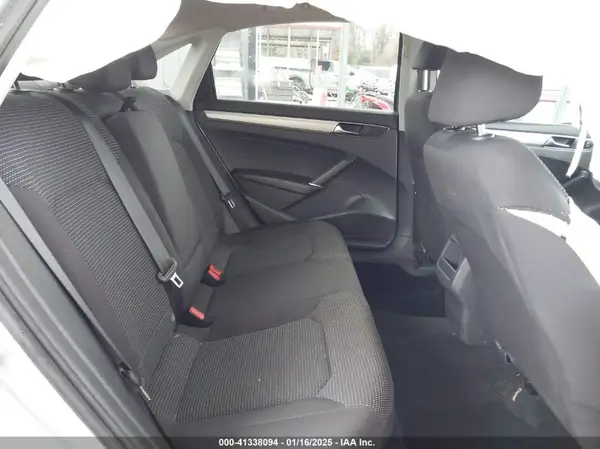 1VWAT7A34HC078334 2017 VOLKSWAGEN PASSAT - Image 8