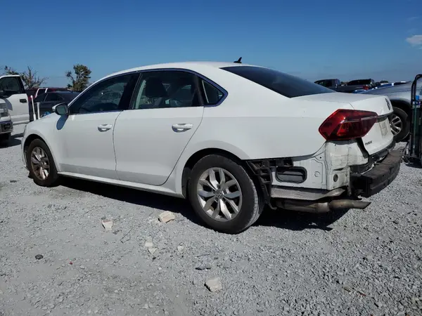 1VWAT7A34HC086269 2017 VOLKSWAGEN PASSAT - Image 2