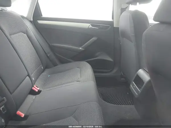 1VWAT7A35GC006881 2016 VOLKSWAGEN PASSAT - Image 8